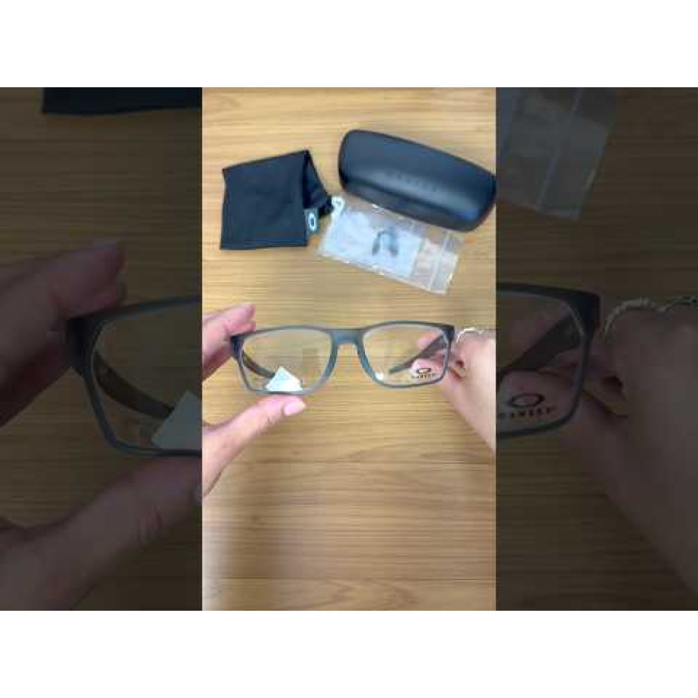 Oakley Hex Jector OX8032 0257 57 Satin Grey Smoke